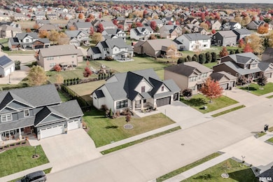 11310 N Copper Creek Point, Dunlap, IL 61525 - photo 6