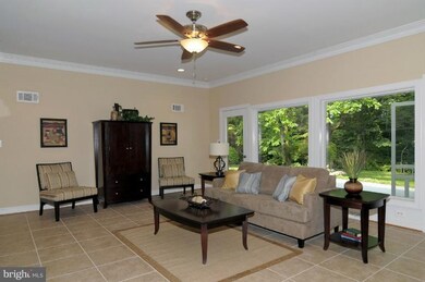 3320 Wilkins Dr, Falls Church, VA 22041 - photo 7