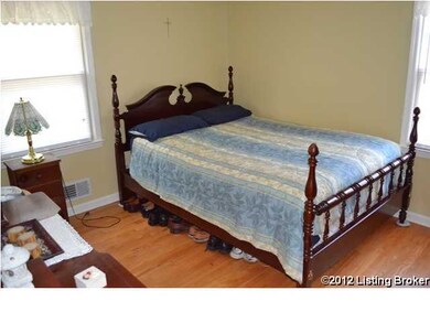 9009 Brandywyne Dr, Louisville, KY 40291 - photo 7