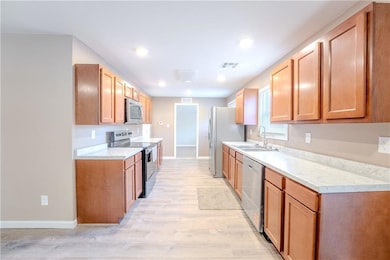 917 Adams St, Fredonia, KS 66736 - photo 5