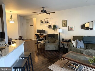 2006 Peggy Stewart Way unit 204, Annapolis, MD 21401 - photo 3