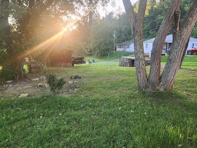 196 Fairview St, Sutton, WV 26601 - photo 3