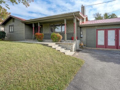 400 Twin Oaks Dr, Johnson City, TN 37601 - photo 3