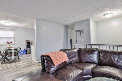 12109 Birchgrove Ct, Cincinnati, OH 45251 - photo 7