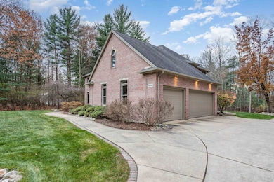 2141 N Yasimin Dr, Midland, MI 48642 - photo 4