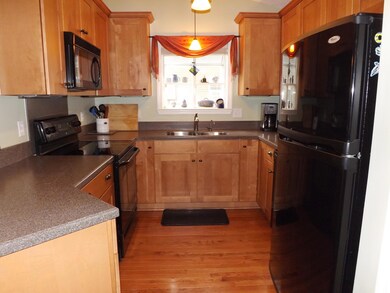 KITCHEN 1
