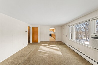 2 Peacedale Ave, Worcester, MA 01607 - photo 6