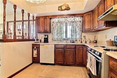 10138 Arizona St, Crown Point, IN 46307 - photo 5
