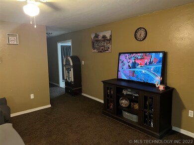 927 W 12th St, Ada, OK 74820 - photo 4