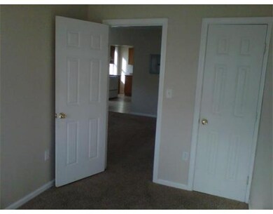 139 Garden St unit 3, Lawrence, MA 01840 - photo 5