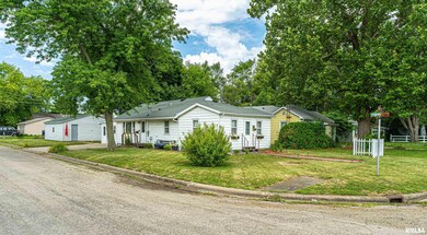 1529 Pekin St, Lincoln, IL 62656 - photo 3