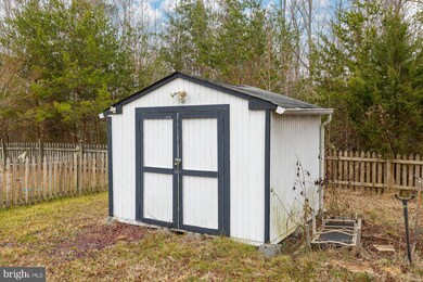 11210 Englewood Ct, Fredericksburg, VA 22407 - photo 7