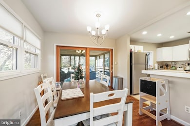 1105 Westbriar Ct NE, Vienna, VA 22180 - photo 7