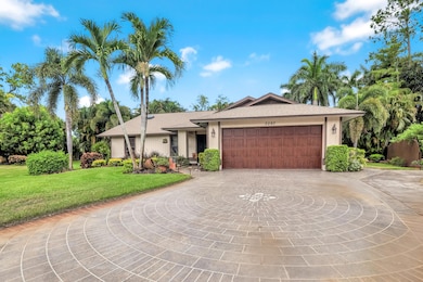 3097 Round Table Ln, Naples, FL 34112 - photo 2