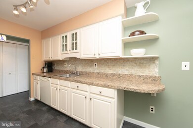 404 N Haddon Ave unit 404, Haddonfield, NJ 08033 - photo 6