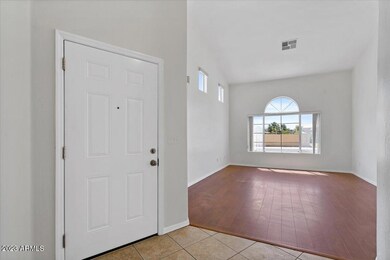 05-Entry & Formal Living Room