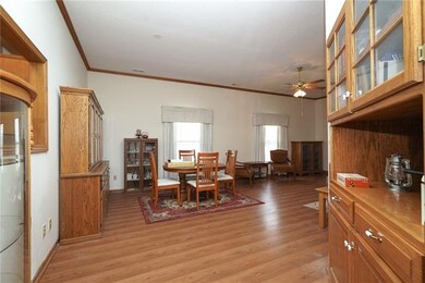 417 NW Augusta Ct, Blue Springs, MO 64014 - photo 4