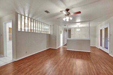 122 Frederick Rd, Fredericksburg, TX 78624 - photo 4