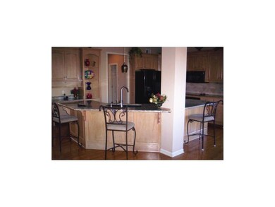 KITCHEN WITH GRANITE COUNTERTOPS