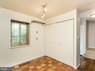 1934 Greenhaven Dr, Baltimore, MD 21209 - photo 5