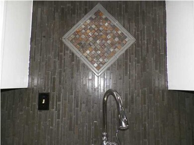 Love the Backsplash!