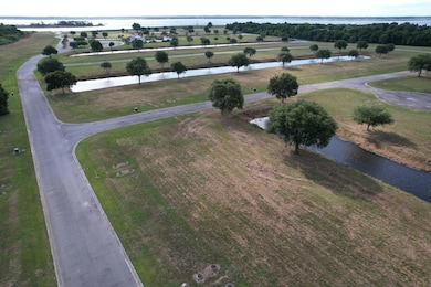 4 Cravens St, Georgetown, SC 29440 - photo 2