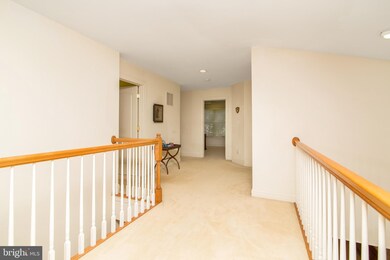 9 Victoria Ct, Moorestown, NJ 08057 - photo 2
