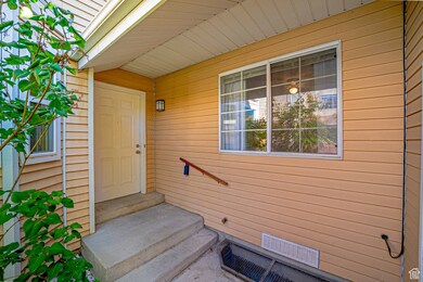 2658 Scarsdale Ct unit 49, Salt Lake City, UT 84129 - photo 4