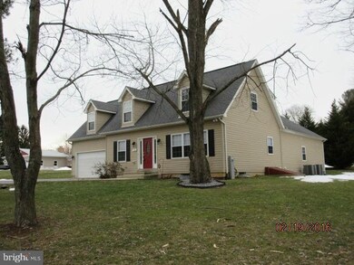 5882 Oakland Rd, Sykesville, MD 21784 - photo 2