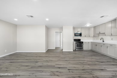 638 Avenue H-12, Lancaster, CA 93534 - photo 7