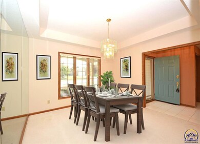 7834 SW 28th St, Topeka, KS 66614 - photo 3