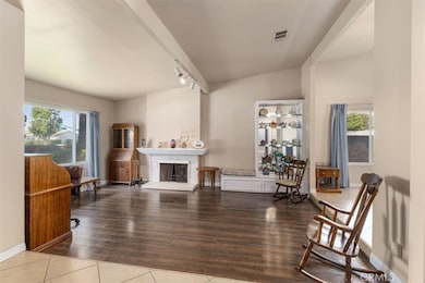 1193 W 13th St, Upland, CA 91786 - photo 4