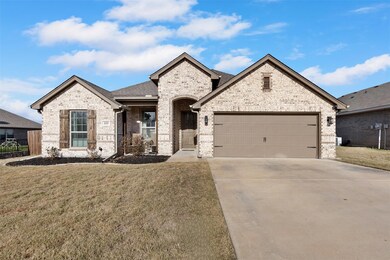 333 Paloma St, Weatherford, TX 76087 - photo 2