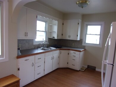 5008 S Driftwood Dr, Janesville, WI 53546 - photo 3