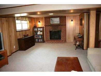 816 Hickory Dr, Marysville, OH 43040 - photo 3