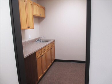 821 Royal Way, Edmond, OK 73034 - photo 7