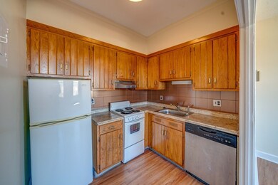 Kimball Towers unit 802, Springfield, MA 01103 - photo 2