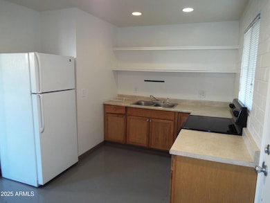 917 E Dunlap Ave unit 2, Phoenix, AZ 85020 - photo 2