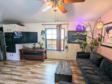 61040 S Queens Dr. 22