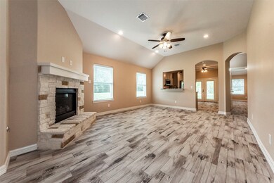 22020 Britt Oaks Dr, Alvin, TX 77511 - photo 7