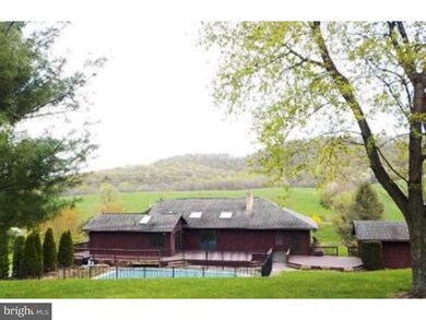 219 Scull Hill Loop Rd, Bernville, PA 19506 - photo 4