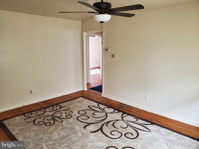 203 Durso Dr, Newark, DE 19711 - photo 2