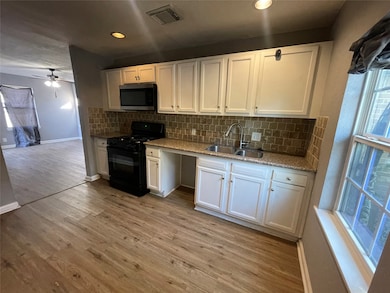 8814 Delilah St, Houston, TX 77033 - photo 7