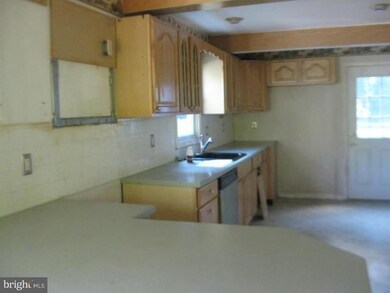 9 W Laurel Rd, Stratford, NJ 08084 - photo 6