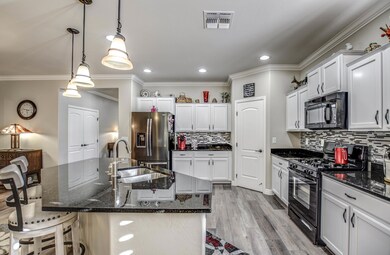 KITCHEN 2