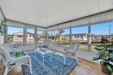 128 E Saint Johns Way, Apollo Beach, FL 33572 - photo 4