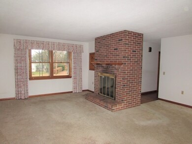 7 Highland Cir, Hadley, MA 01035 - photo 3