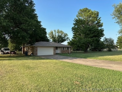Front view of home