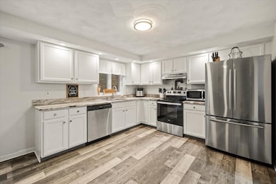 319 Fairview Ave unit 319, Rehoboth, MA 02769 - photo 3