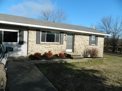 13506 Hogeye (Wc 28) Rd, Prairie Grove, AR 72753 - photo 2